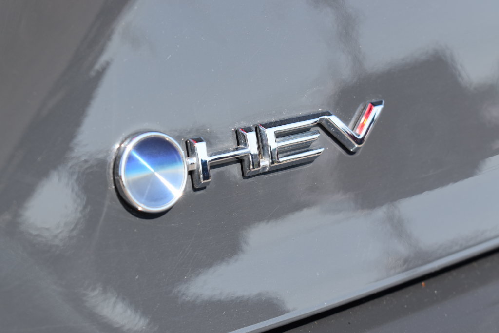 Used 2025 Toyota Camry LE FWD image 12