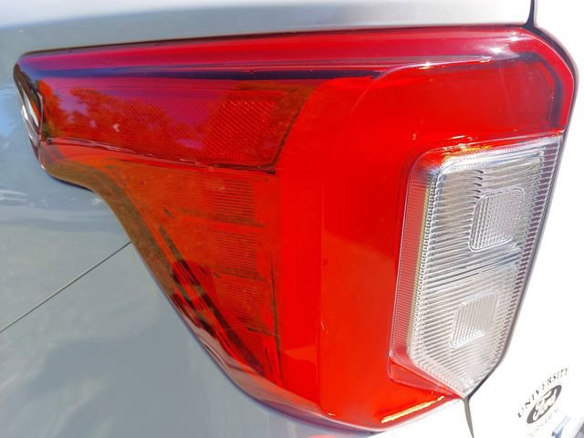 Certified 2022 Ford Explorer XLT w/ Equipment Group 202A AWD/4WD image 33