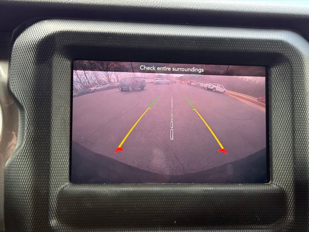 Used 2020 Jeep Wrangler Unlimited Sahara image 25