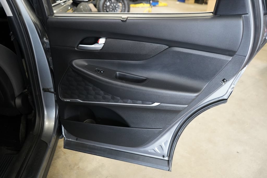 Used 2019 Hyundai Santa Fe SEL FWD image 22