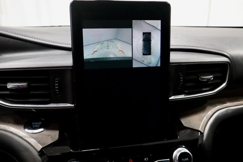 Certified 2022 Ford Explorer Platinum w/ Technology Package image 10