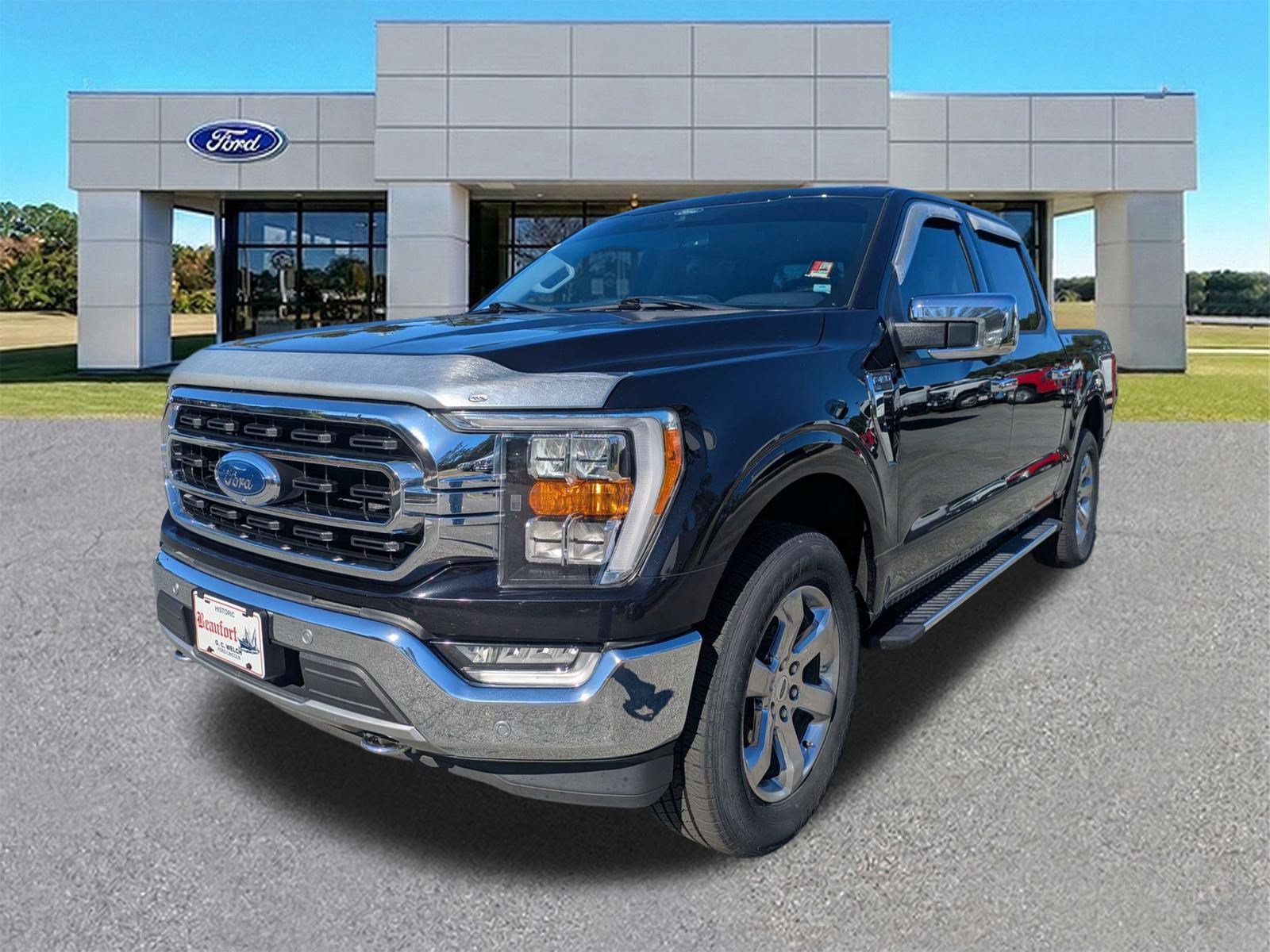 Certified 2021 Ford F150 XLT w/ Equipment Group 302A High AWD/4WD image 8