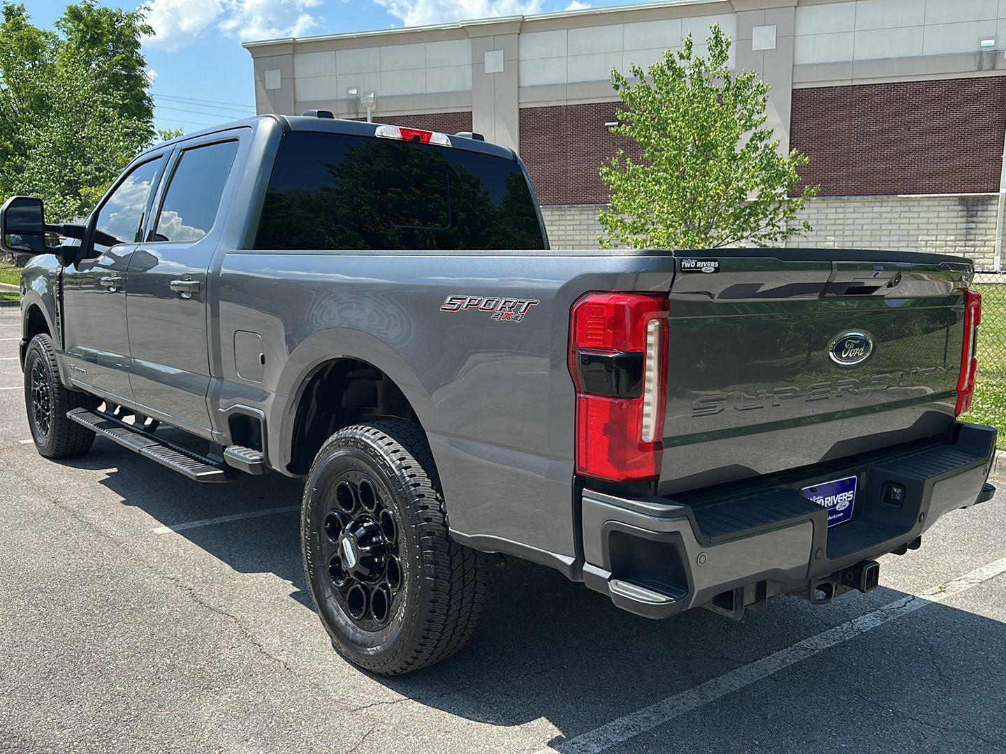 Certified 2023 Ford F250 Lariat w/ Lariat Ultimate Package AWD/4WD image 3