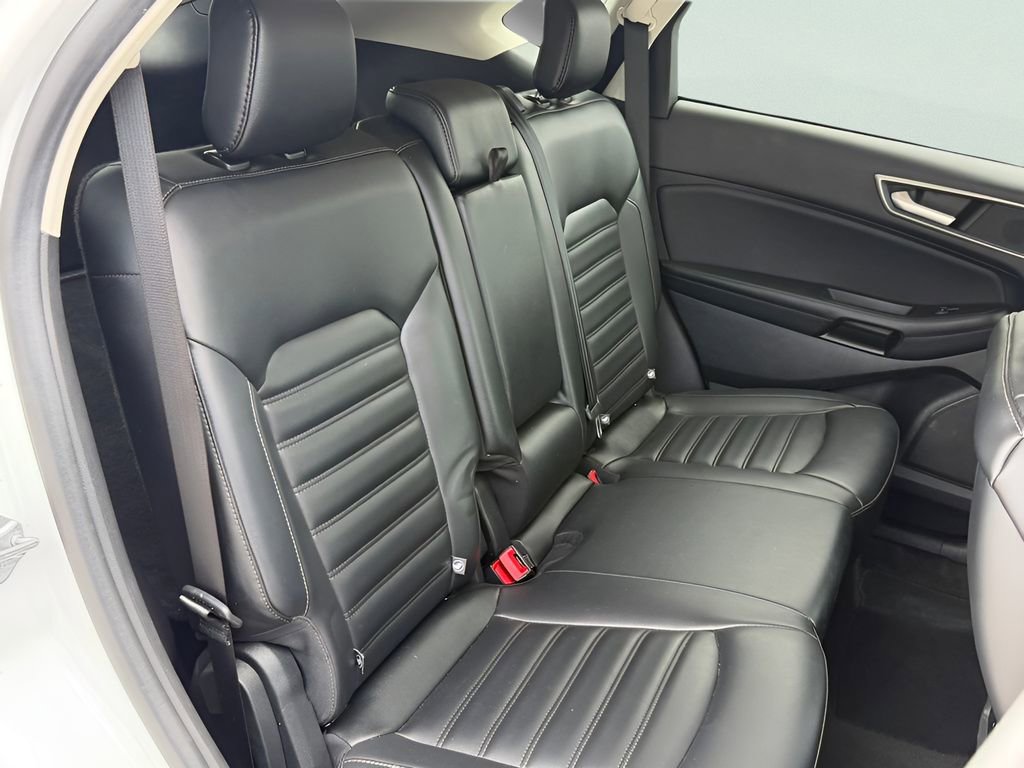 Certified 2024 Ford Edge SEL AWD/4WD image 32