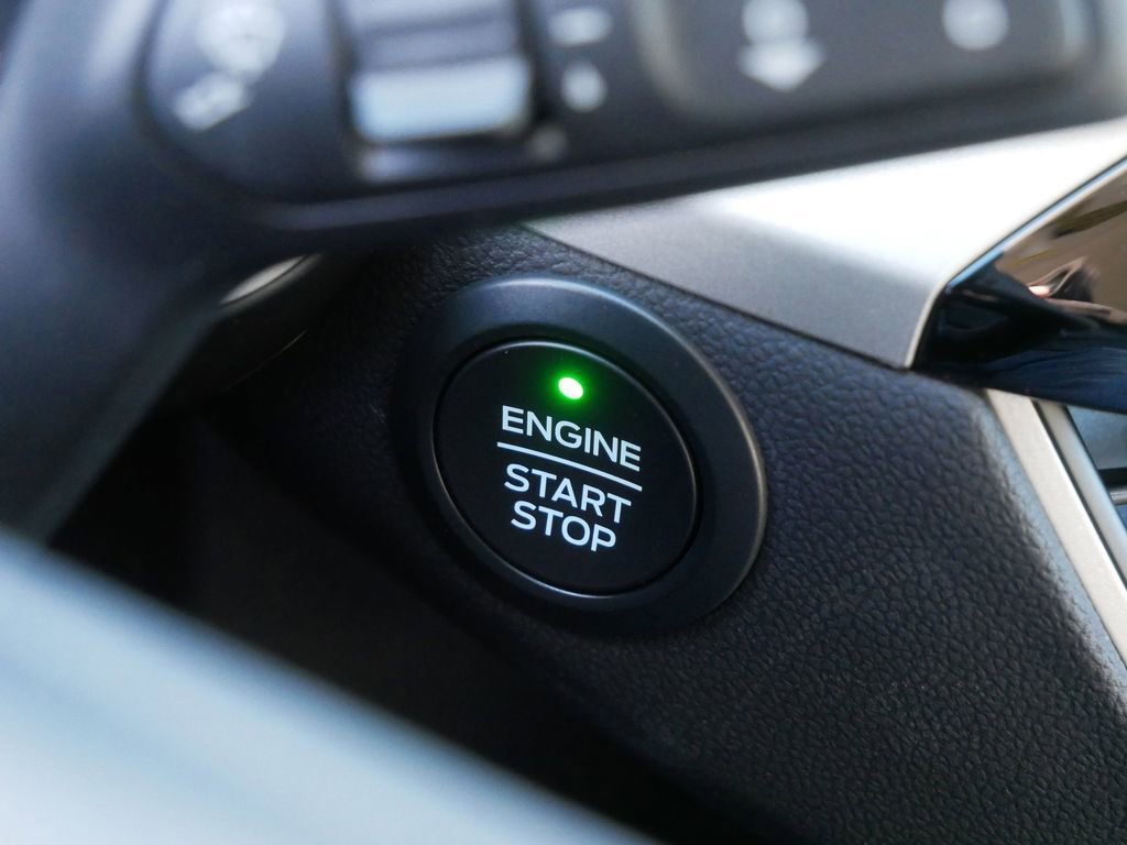 Certified 2020 Ford Escape SE image 19