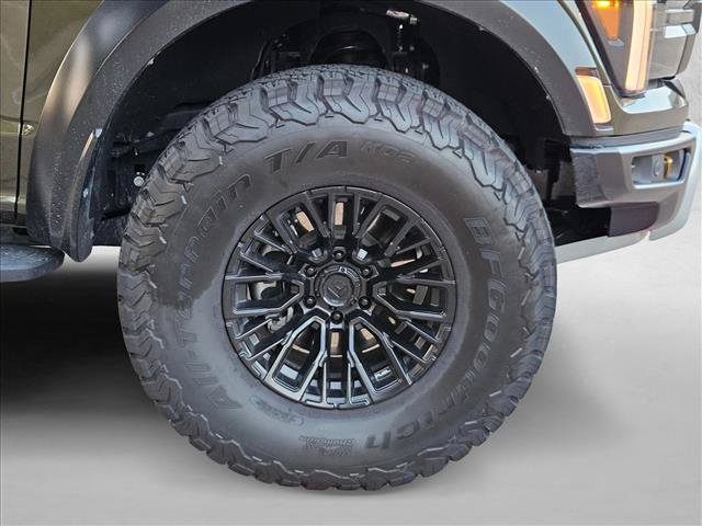 Certified 2025 Ford F150 Raptor AWD/4WD image 19