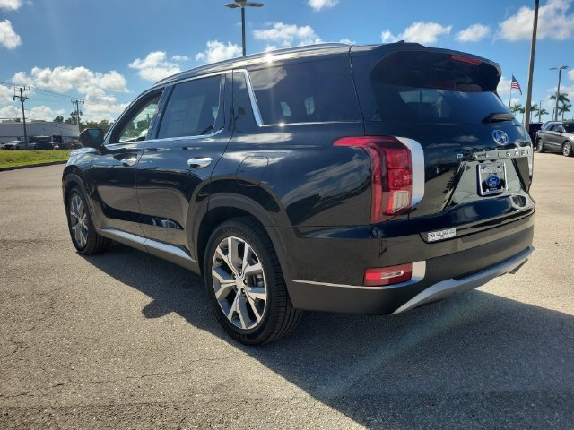Used 2022 Hyundai Palisade SEL w/ 8P Bench Seat Package FWD image 4