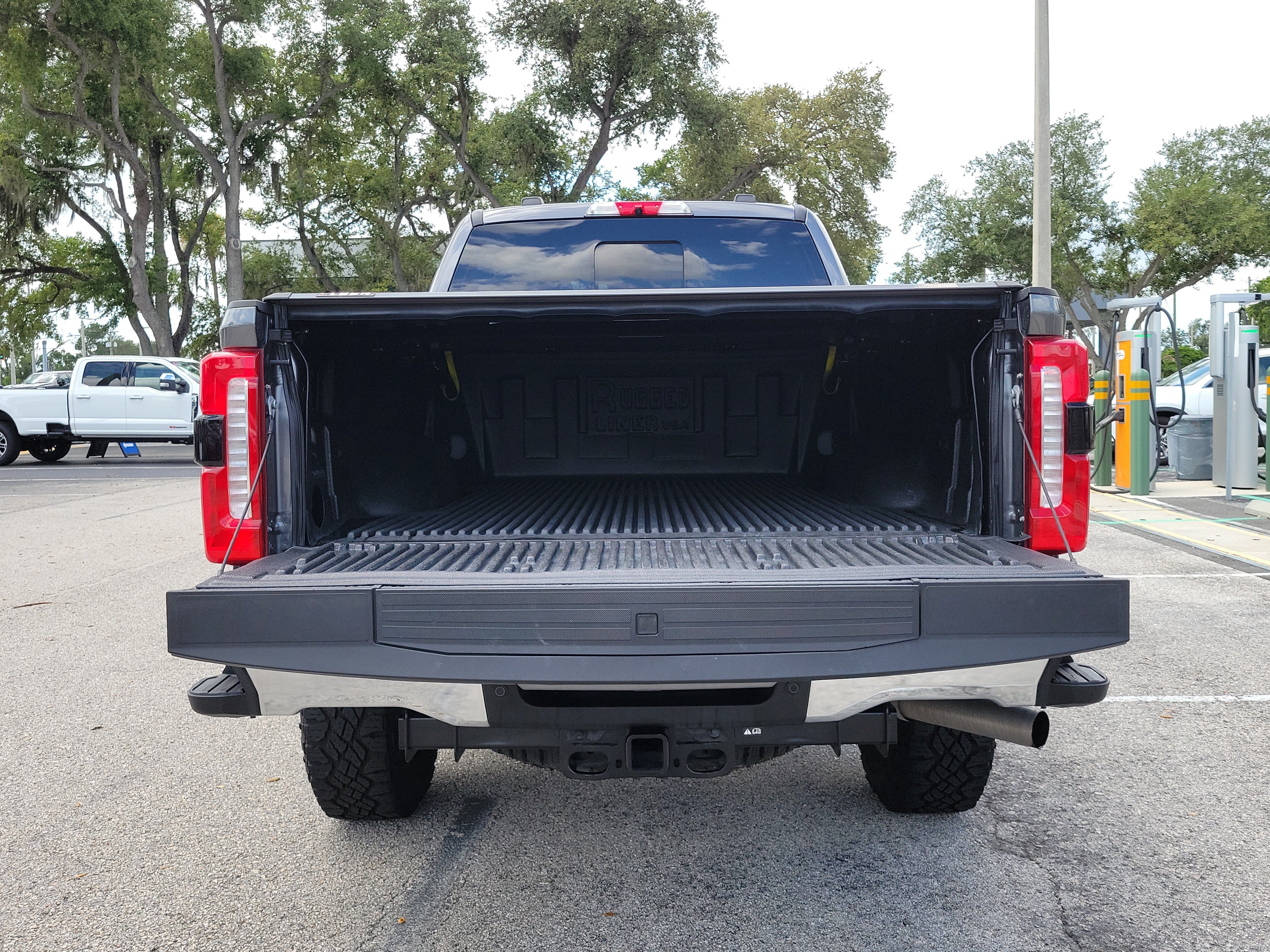 Certified 2025 Ford F250 Lariat w/ Lariat Ultimate Package AWD/4WD image 9