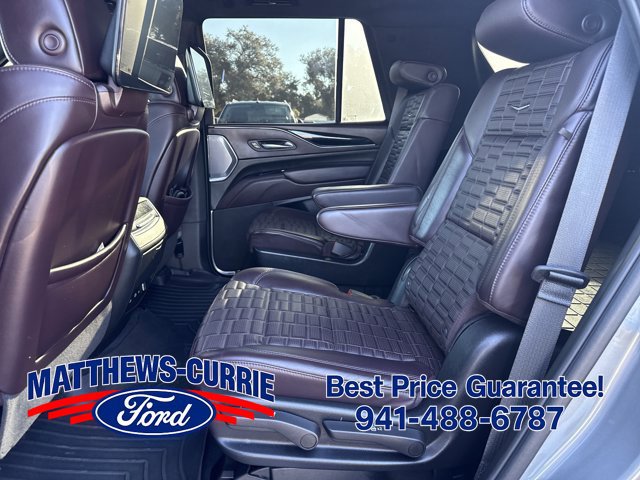 Used 2023 Cadillac Escalade Sport Platinum w/ LPO, ONYX Package AWD/4WD image 12