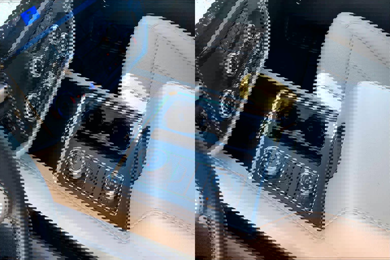 Certified 2024 Ford Expedition Max XLT image 16