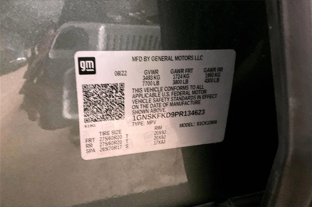 Used 2023 Chevrolet Suburban Premier image 30