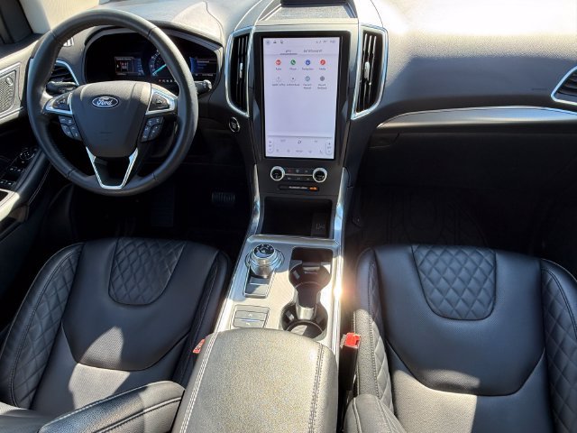 Certified 2024 Ford Edge Titanium w/ Equipment Group 301A AWD/4WD image 35