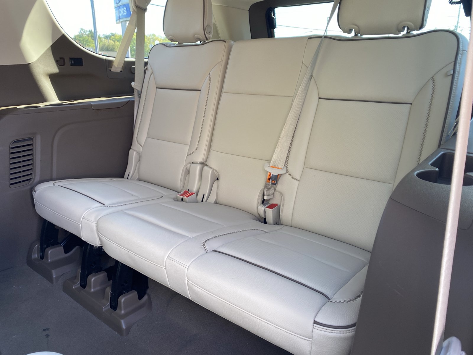 Used 2023 GMC Yukon XL Denali w/ Max Trailering Package AWD/4WD image 19