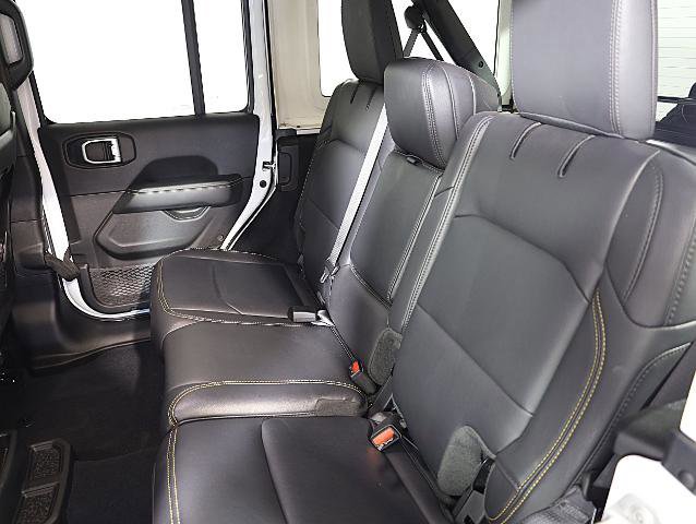 Used 2024 Jeep Wrangler Unlimited Sahara w/ Safety Group image 11