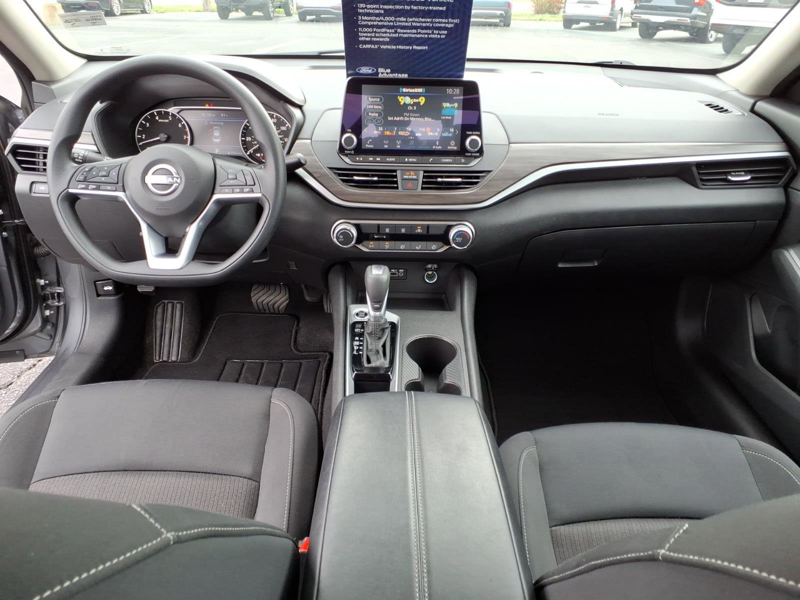 Used 2025 Nissan Altima 2.5 SV image 16