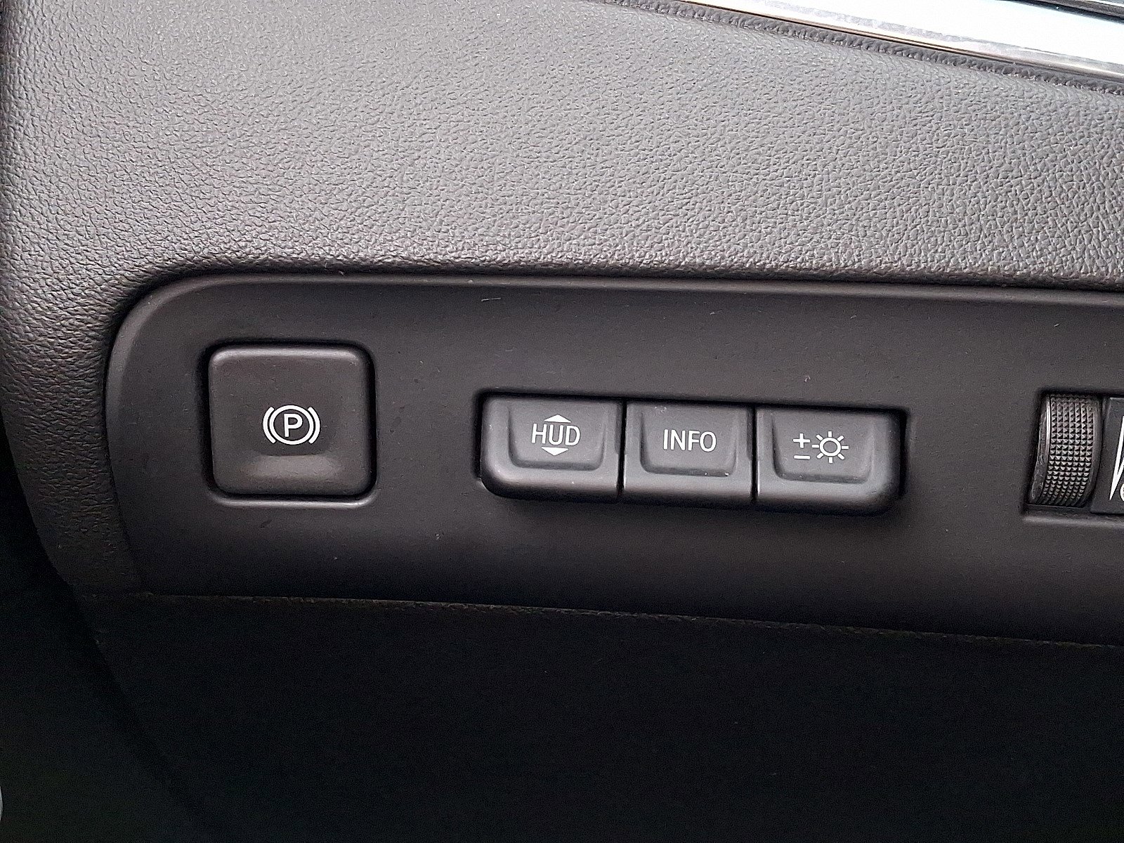 Used 2024 Buick Enclave Premium image 24