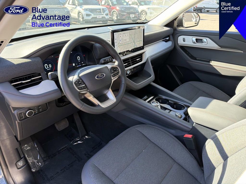 Certified 2025 Ford Explorer Active RWD image 17