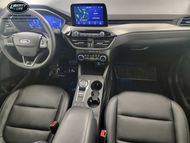 Certified 2022 Ford Escape Titanium w/ Class II Trailer Tow Package AWD/4WD image 36
