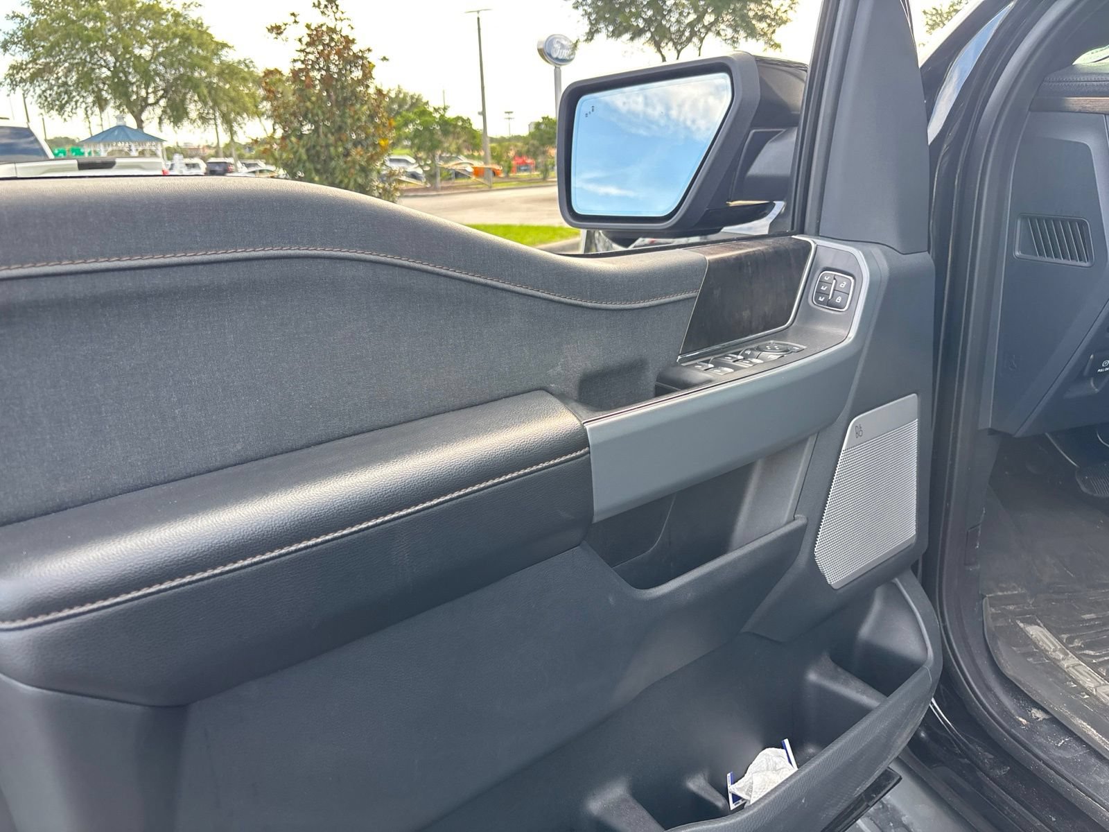 Certified 2023 Ford F150 Lightning Lariat w/ Tow Technology Package AWD/4WD image 11