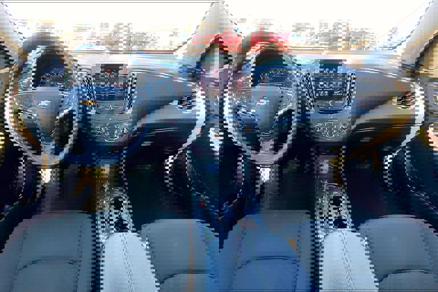 Used 2023 Chevrolet Malibu LT image 15