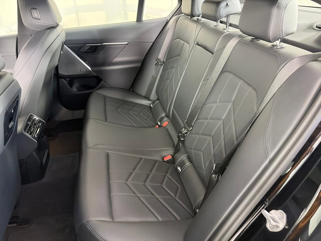 Used 2024 BMW 530i xDrive image 13