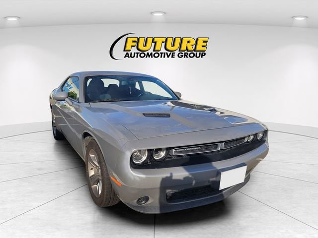 Used 2019 Dodge Challenger SXT