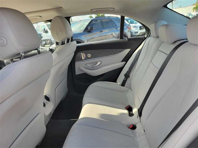 Used 2022 Mercedes-Benz E 350 Sedan image 10