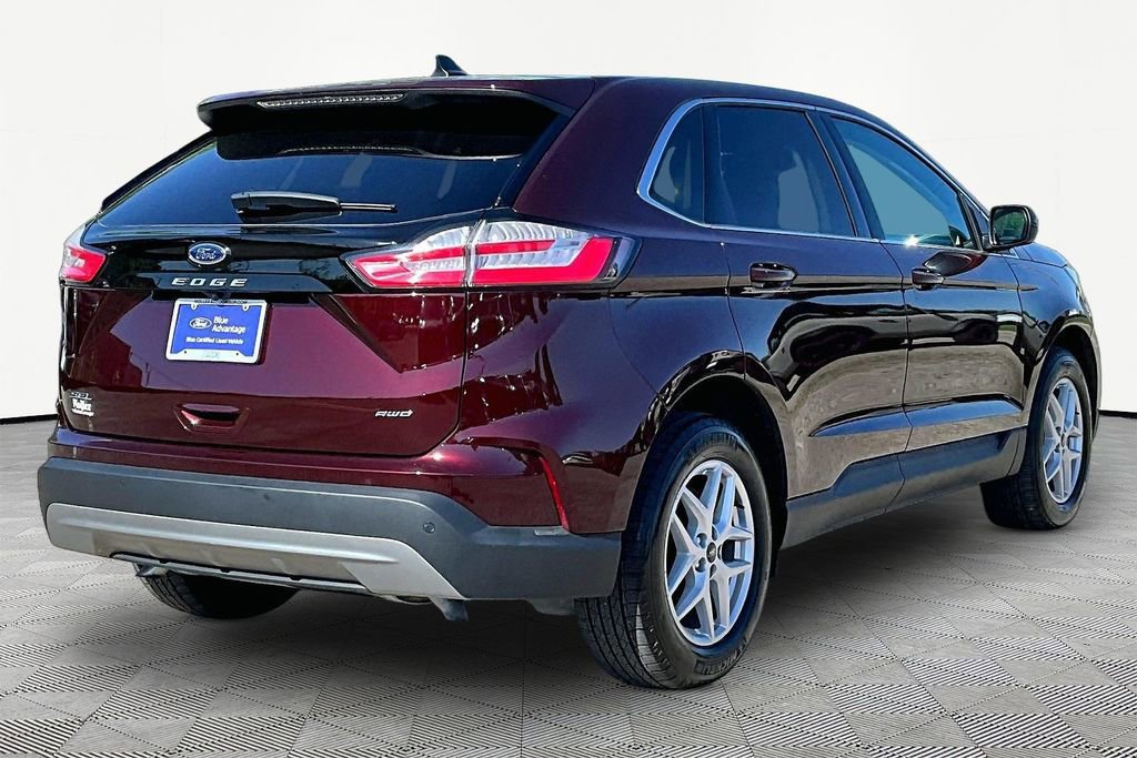 Certified 2024 Ford Edge SEL w/ Convenience Package AWD/4WD image 4