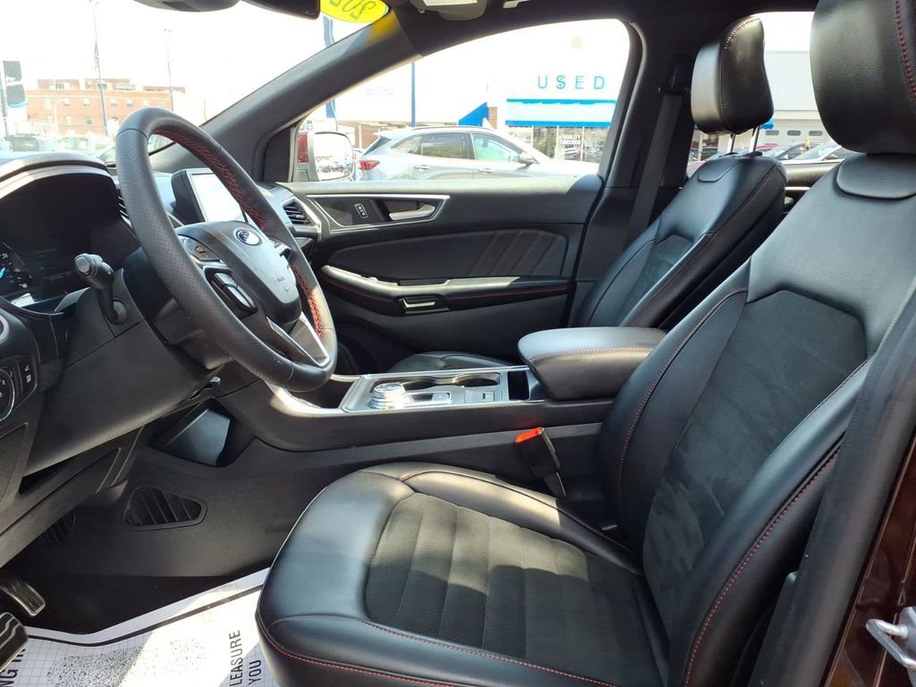 Certified 2023 Ford Edge ST-Line AWD/4WD image 16