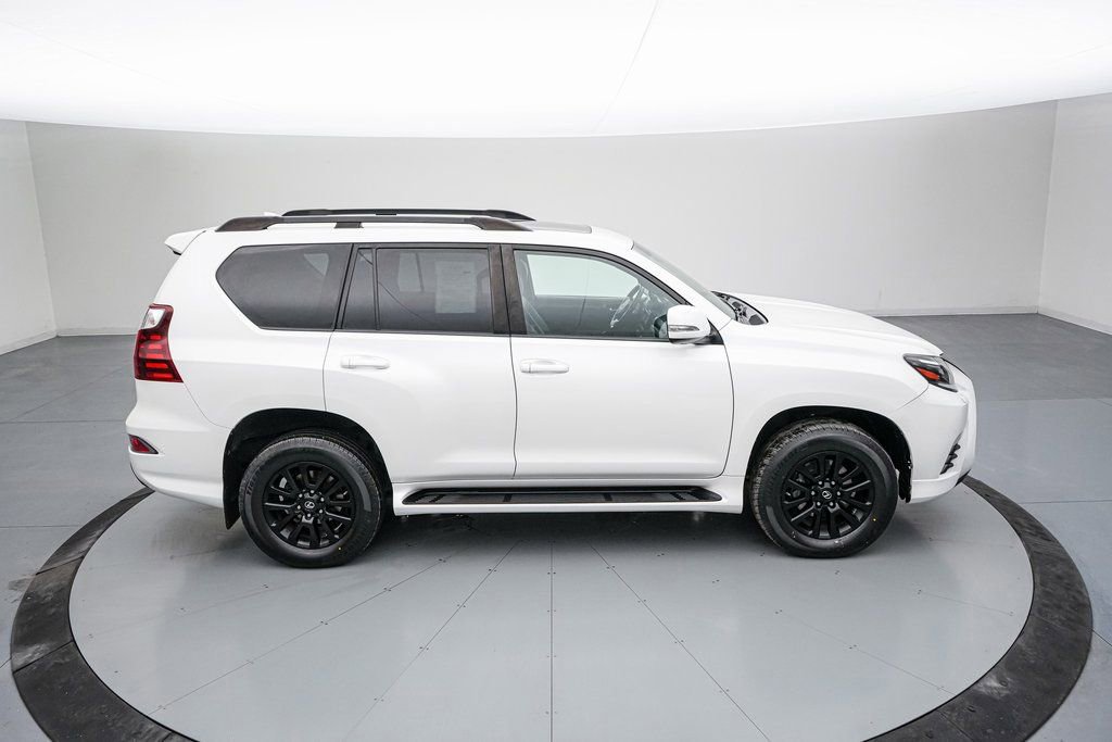 Used 2022 Lexus GX 460 w/ Black Line Special Edition image 6