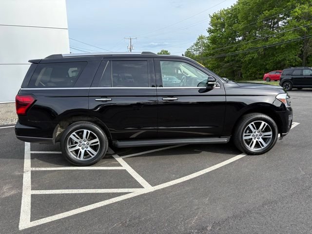 Certified 2024 Ford Expedition Limited AWD/4WD image 2
