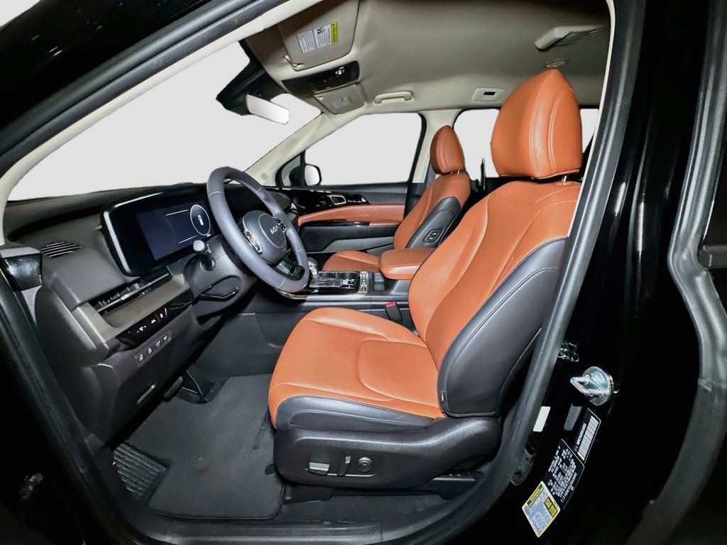 Used 2024 Kia Carnival SX FWD image 20