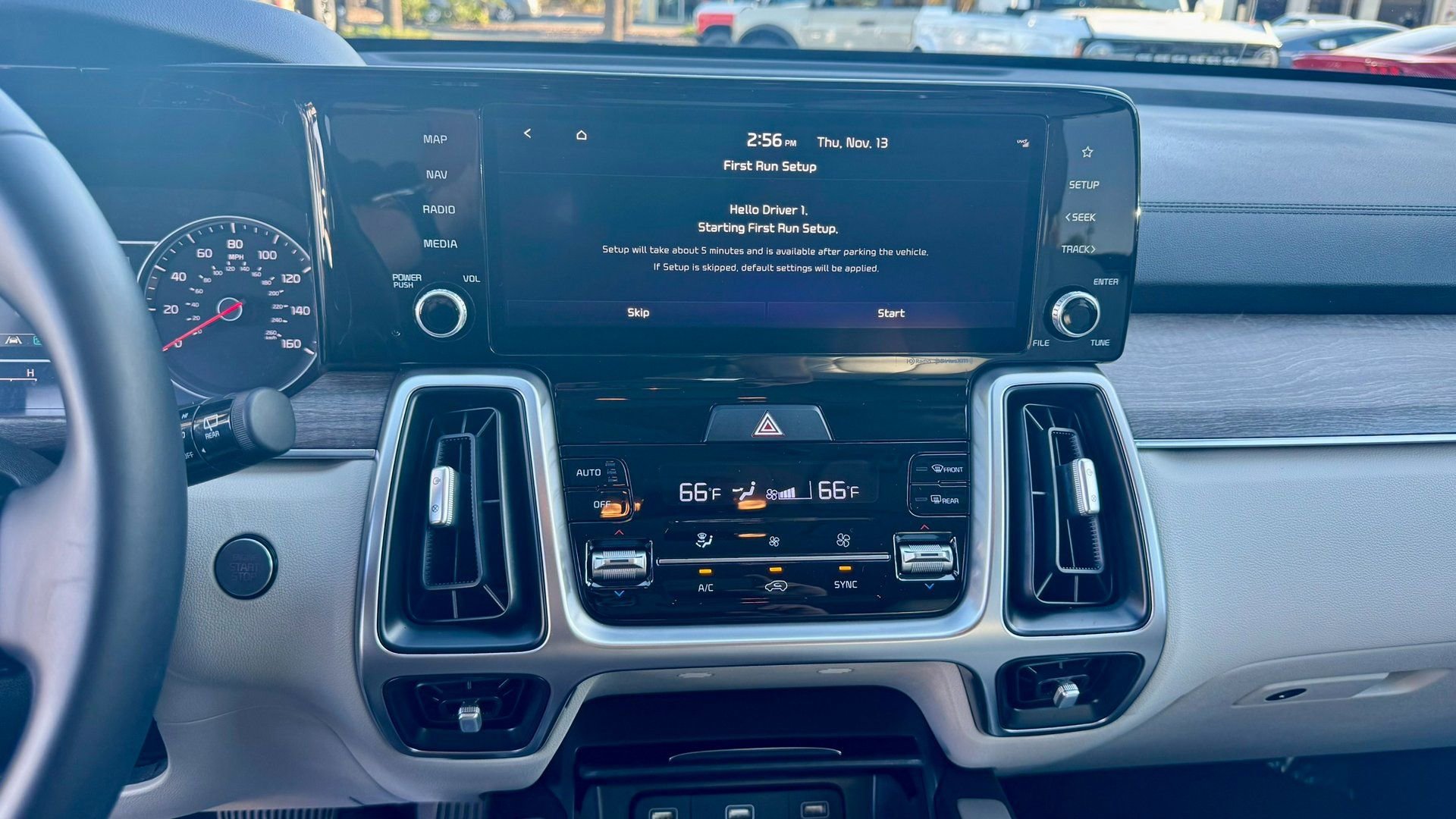 Used 2022 Kia Sorento S image 28