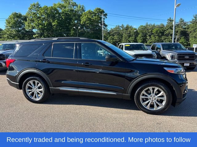 Certified 2021 Ford Explorer XLT w/ Equipment Group 202A AWD/4WD image 2