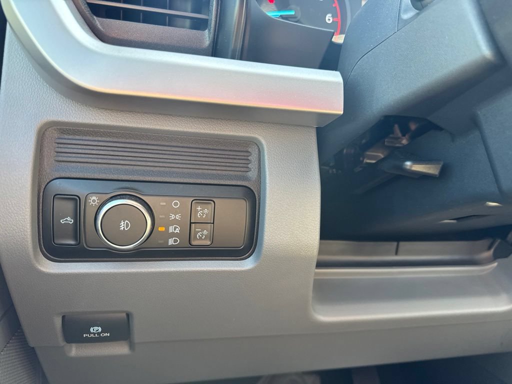 Certified 2025 Ford F250 XL w/ STX Appearance Package AWD/4WD image 25