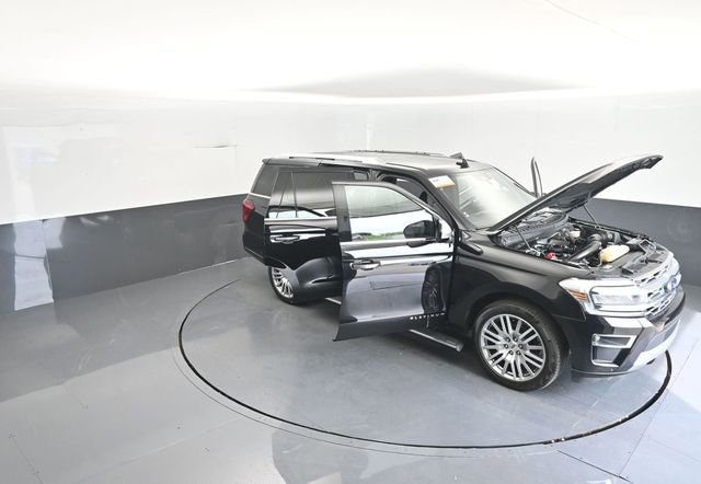 Certified 2023 Ford Expedition Platinum AWD/4WD image 39
