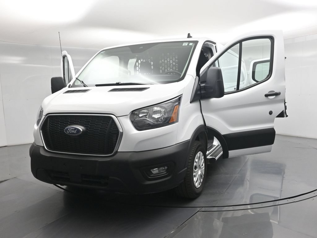 Certified 2025 Ford Transit 250 Low Roof w/ Exterior Upgrade Package RWD image 27
