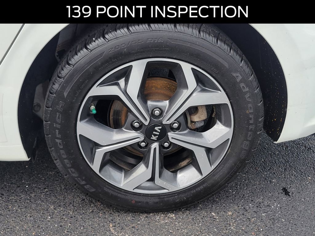 Used 2019 Kia Forte LXS FWD image 5