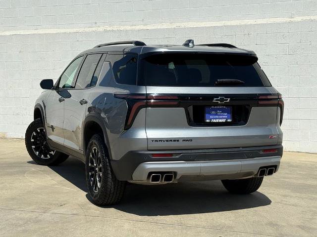 Used 2025 Chevrolet Traverse Z71 AWD/4WD image 5