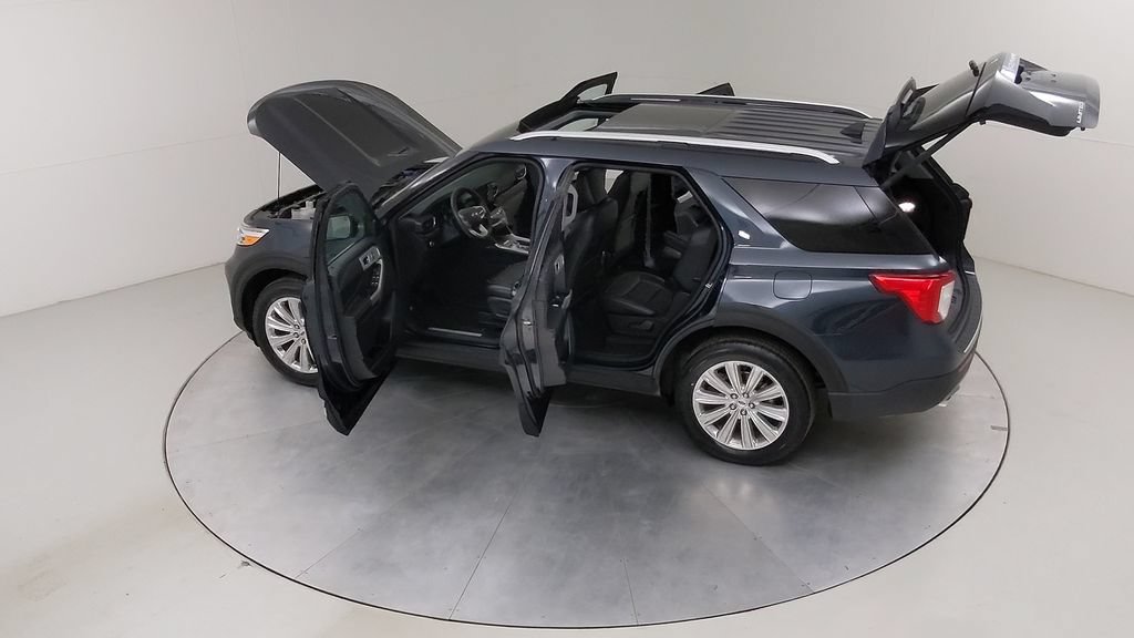 Certified 2024 Ford Explorer Limited w/ Equipment Group 301A AWD/4WD image 58