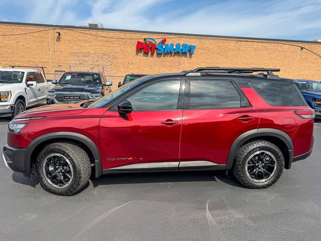Used 2023 Nissan Pathfinder Rock Creek image 2