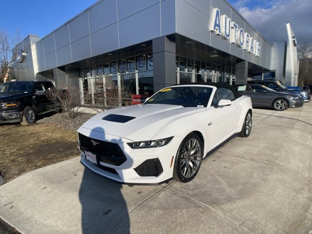 Certified 2024 Ford Mustang GT Premium image 2