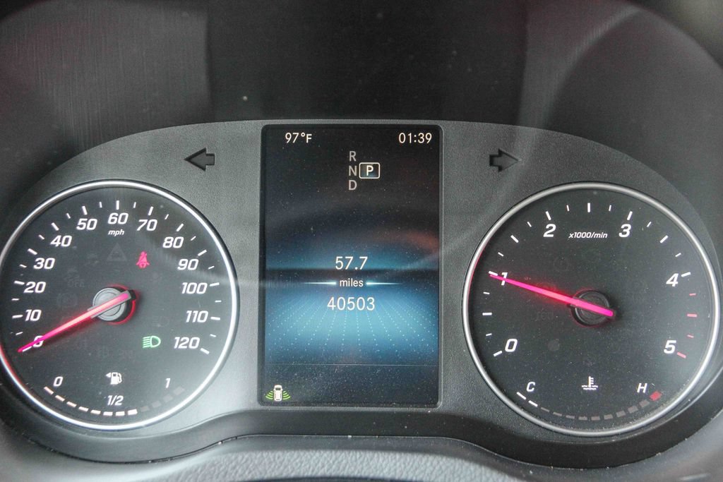 Used 2024 Mercedes-Benz Sprinter 2500 image 21