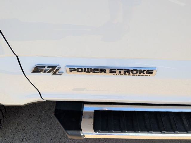 Certified 2022 Ford F350 4x4 Crew Cab DRW Super Duty image 38