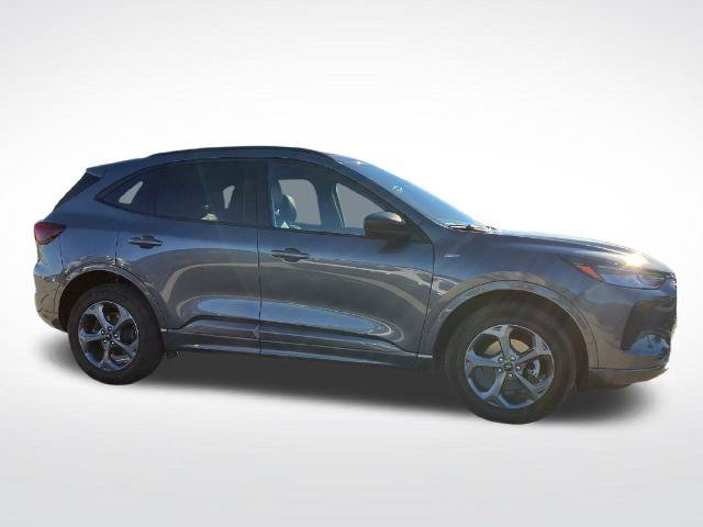 Certified 2024 Ford Escape ST-Line w/ Tech Pack #1 AWD/4WD image 7