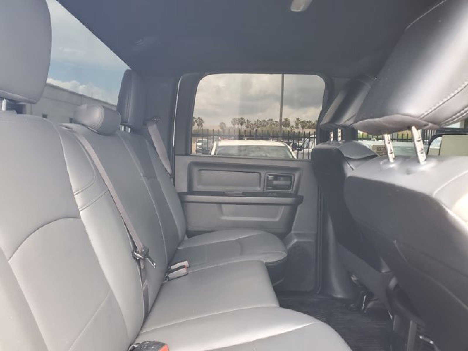 Used 2021 RAM 2500 Tradesman w/ Chrome Appearance Group AWD/4WD image 28