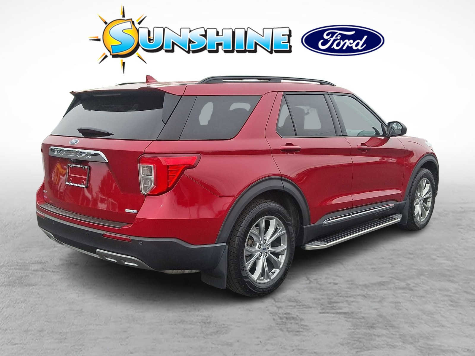 Certified 2020 Ford Explorer XLT w/ Equipment Group 202A AWD/4WD image 6