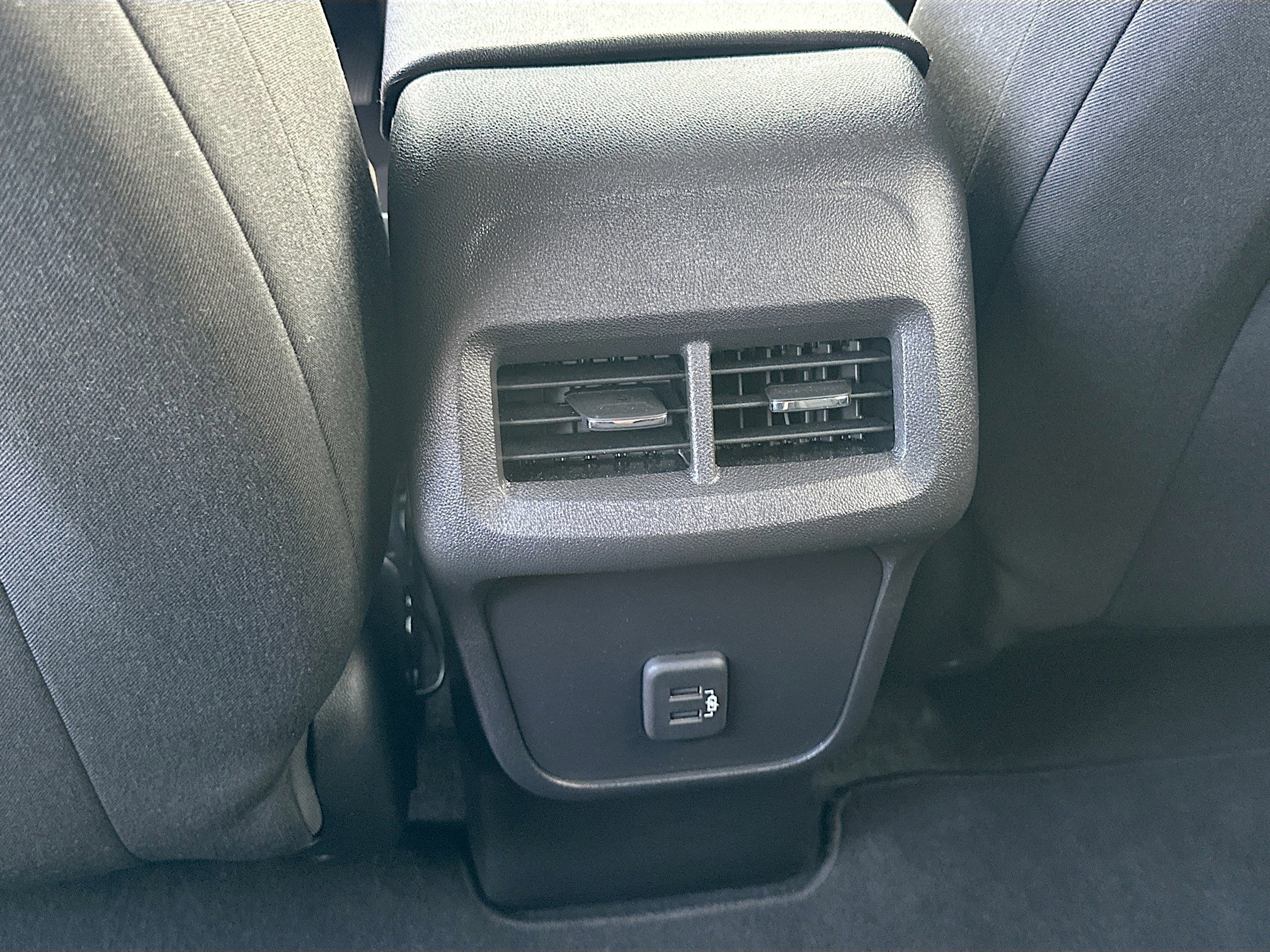 Used 2024 Chevrolet Equinox LT image 23