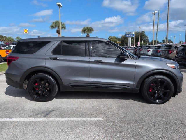 Certified 2022 Ford Explorer ST w/ Equipment Group 401A RWD image 3