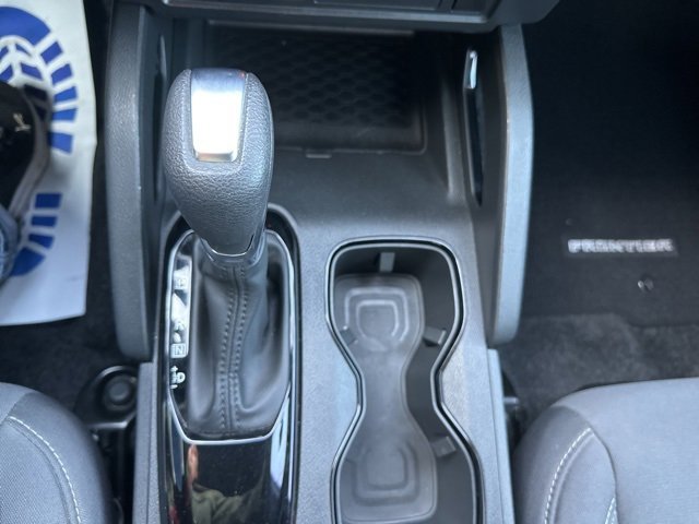 Used 2023 Nissan Frontier SV w/ Midnight Edition Package image 28